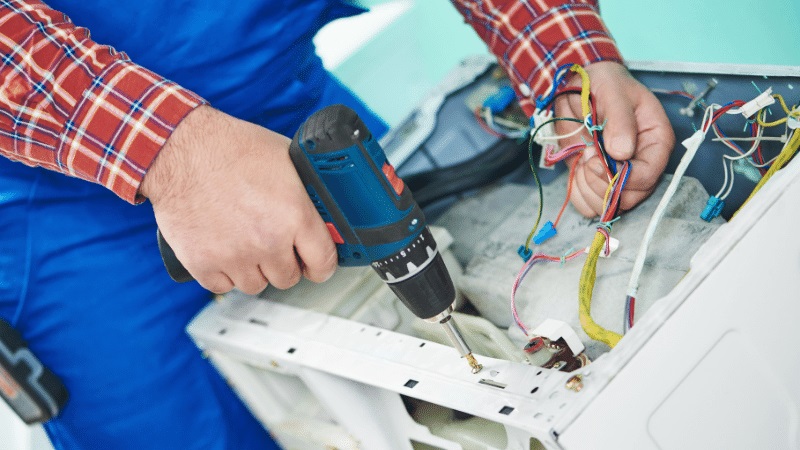 Ferizli Dominox Dominox çamaşır makinesi kart tamiri – Su almama arızası orijinal parça ile giderildi. - Teknik servis örneği
